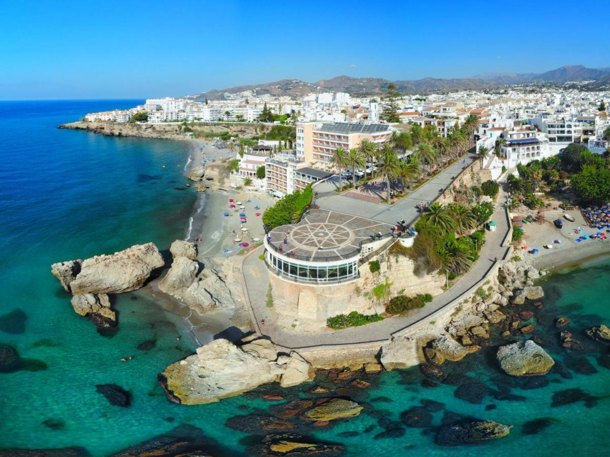 Holiday Home Nerja Penthouse By Interhome Ngoại thất bức ảnh
